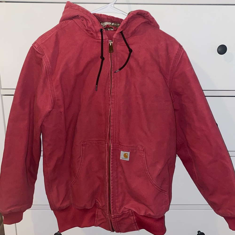 Womens camo Carhartt Jacket
